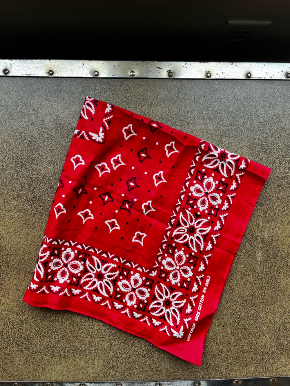 Vintage Fast Color bandana